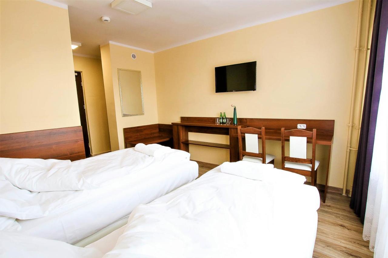 Hotel Sill Κίελτσε Εξωτερικό φωτογραφία